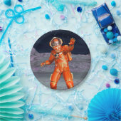 Kosmischer Reisender Surrealer Planetenlandschaft- Pappteller (Party)