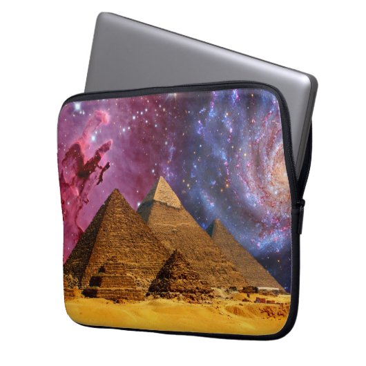 kosmischer Sturm über dem Untergrund Laptopschutzhülle (Vorderseite Links)