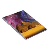 kosmischer Sturm über dem Untergrund Notizblock (Rechte Seite)