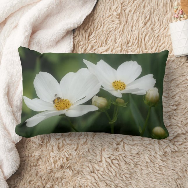 Kosmos Blumen Und Biene   Lendenkissen (Decke)