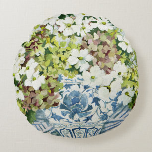 Kosmos und Hydrangeas in einem chinesischen Vase Rundes Kissen