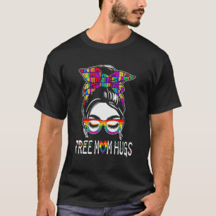 Kostenlose Mamma Umarmungen LGBTQ Regenbogenflagge T-Shirt