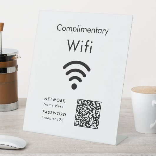 Kostenloser Wifi-Code Schwarz & Weiß Sockelschild (In Situ)