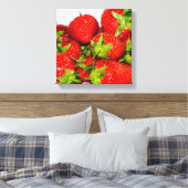 Köstliche Erdbeeren Leinwanddruck (Insitu (Schlafzimmer))