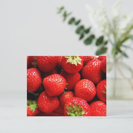 Köstliche Erdbeeren Postkarte (Stehend Vorderseite)