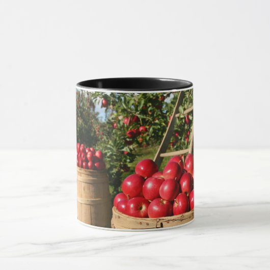 Köstliche, gesunde Red Apple Harvest Tasse (Zentrum)