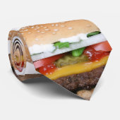 köstlicher Cheeseburger mit Krawatte (Gerollt)