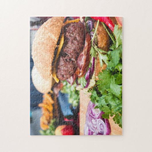 Köstlicher Hamburger mit allen Fixins Puzzle (Vertikal)