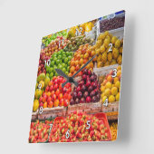 Köstliches Obstsortiment Quadratische Wanduhr (Winkel)