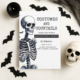 Kostüme und Cocktails Halloween-Party Feiertagskarte