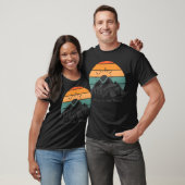 Kot im Wald Camping-Freunde T-Shirt (Unisex)