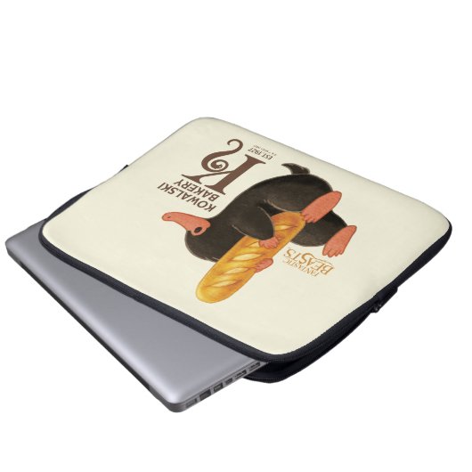Kowalski Bäckerei - Niffler mit Brot Laptopschutzhülle (Vorne Knopf)