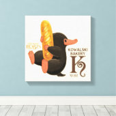 Kowalski Bäckerei - Niffler mit Brot Leinwanddruck (Insitu (Holzboden))