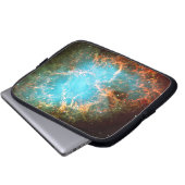 Krabbennebel im Taurus - Unser Phantastisches Univ Laptopschutzhülle (Vorne Knopf)