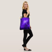 Krabbennebel Ultraviolett Tasche (Am Model)