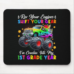 Krachen in meinen Monstertruck der 1. Klasse am er Mousepad