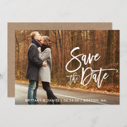 Kraft Modern Brush Script Foto Save the Date Karte (Vorne/Hinten)