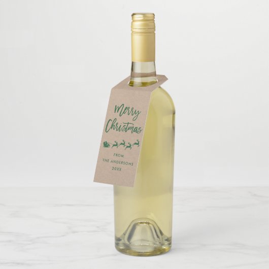 Kraft Modern Brush Script Frohe Weihnachten Grün Flaschenanhänger (Angewinkelt)