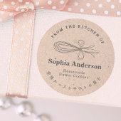 Kraft Paper From the Kitchen of Whisk Baked Goods Runder Aufkleber