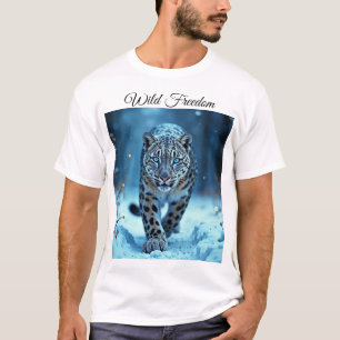 Kräftige Raubtiere schneebedeckte Kälte T-Shirt