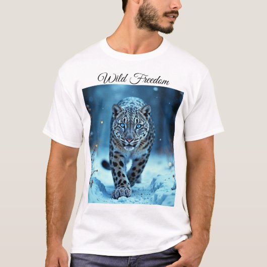 Kräftige Raubtiere schneebedeckte Kälte T-Shirt (Vorderseite)