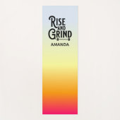 Krafttraining Rise and Grind und Yogamatte (Vorderseite)