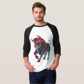 Kraftvoller farbiger Stier T-Shirt (Vorne ganz)