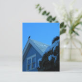 Krähe auf Dach im Winter Postkarte (Stehend Vorderseite)