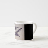 Krähen, die in Schnee fliegen Espressotasse (Vorderseite Rechts)