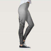 Krähen in den Bäumen in der Holzkohle Leggings (Rechts)