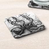 Kraken Eatting ein Segelschiff Getränkeuntersetzer (Linke Seite)