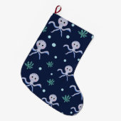 Kraken unter dem Meereskidsmuster Großer Weihnachtsstrumpf (Vorderansicht (hängend))