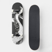 Krakenarme auf schwarzem Skateboard (Vorderseite)