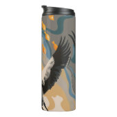 Krane in die Höhe über dem Fluss Thermosbecher (Nach rechts gedreht)