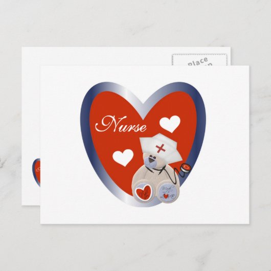 Krankenbär mit Herz-T - Shirt und Geschenken Postkarte (Vorne/Hinten)