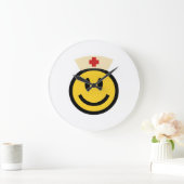 Krankenlächeln Große Wanduhr (Zuhause)