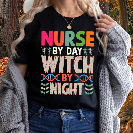 Krankenpflege an Tag Hexe an nächtlichen Halloween T-Shirt