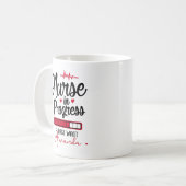 Krankenpflege in Progress Personalisiert Name Nurs Kaffeetasse (Vorderseite Links)