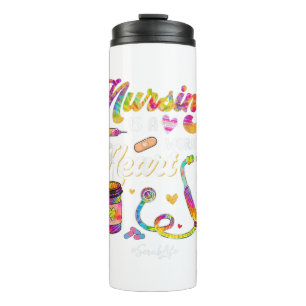 Krankenpflege ist das Werk der Gefärbte Krawatte f Thermosbecher