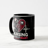 Krankenpflege ist ein Werk des Herzens Tasse (Vorderseite Links)