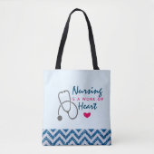 Krankenpflege ist ein Werk von Heart Sprichwort w/ Tasche (Vorderseite)