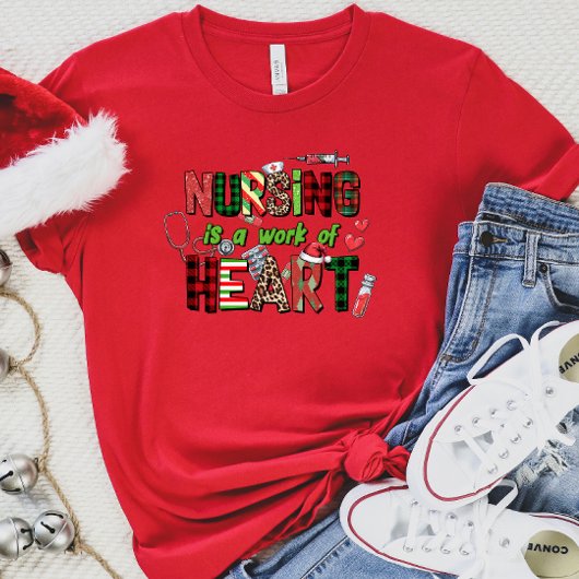 Krankenpflege ist ein Werk von Herzfrauen T-Shirt