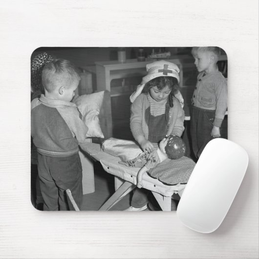 Krankenpflege-Schule: Vierzigerjahre Mousepad (Mit Mouse)