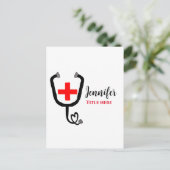 Krankenpfleger Rot und Stethoskop tragen Namen Postkarte (Stehend Vorderseite)