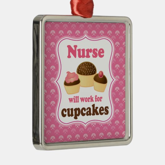 Krankenschwester arbeitet für Kuchen-Andenken Silbernes Ornament (Rechts)