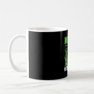 Krankenschwester bei Tag, Hexe bei Nacht Halloween Kaffeetasse