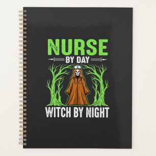 Krankenschwester bei Tag, Hexe bei Nacht Halloween Planer