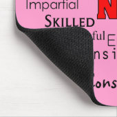 Krankenschwester, die Wort-Geschenke beschreibt Mousepad (Ecke)