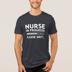 Krankenschwester im Gange Bitte warten - Funny Nur Tri-Blend Shirt