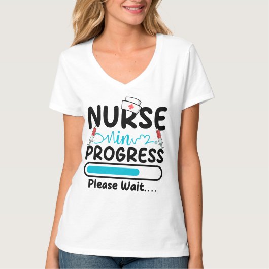 Krankenschwester in Bearbeitung Wird geladen Fraue T-Shirt (Vorderseite)